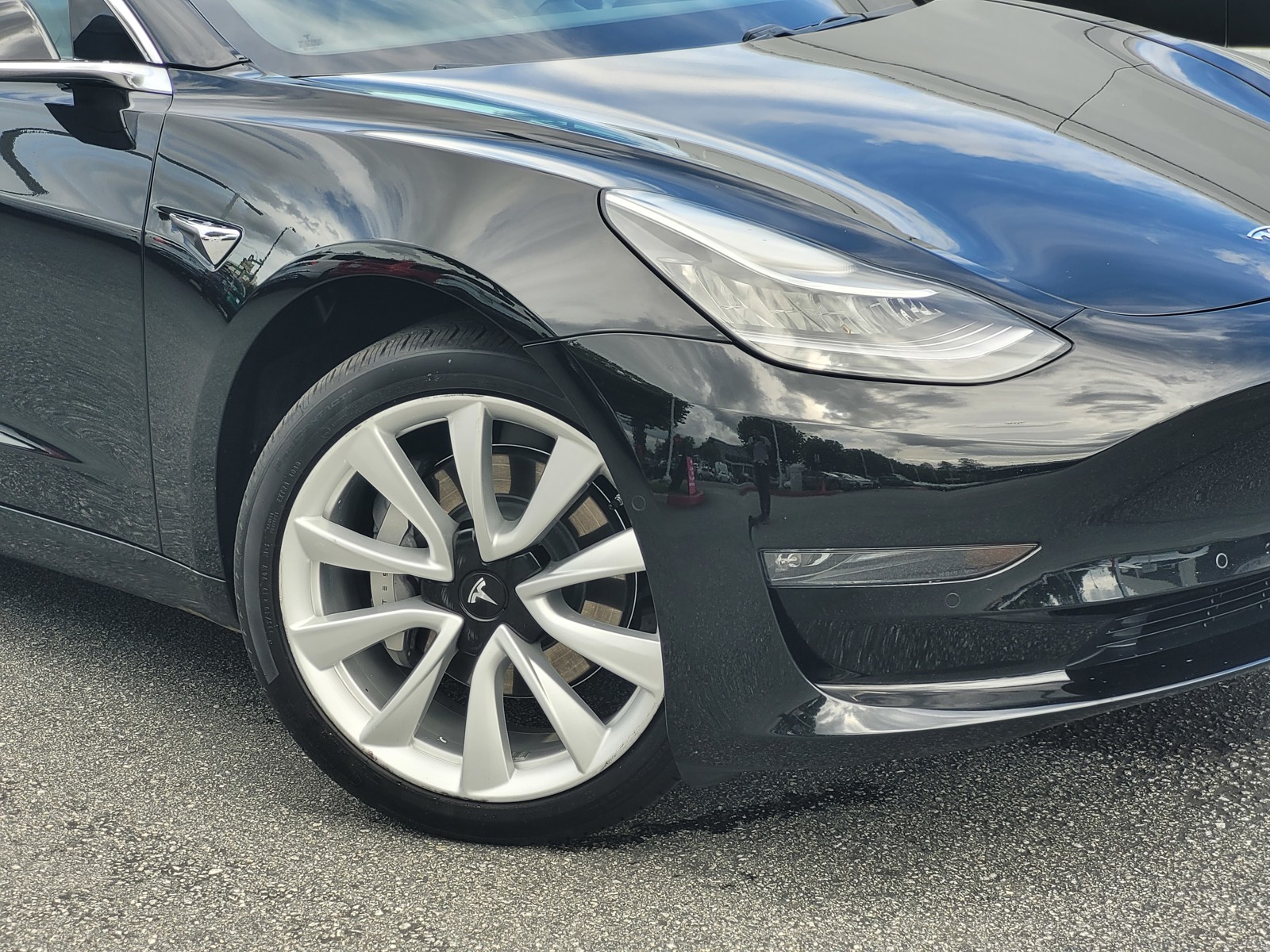 2017 Tesla Model 3 photo 3