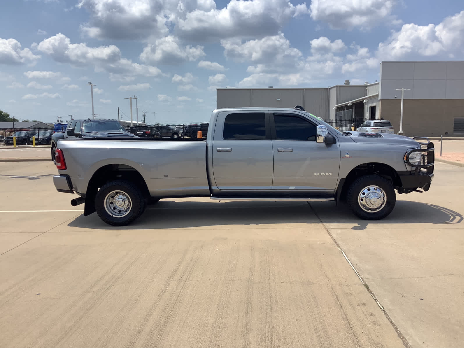 2024 Ram 3500 Laramie photo 2