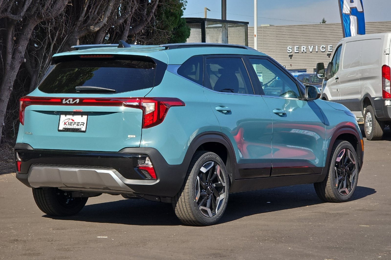 2026 Kia Seltos SX photo 3