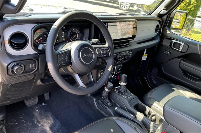 2025 Jeep Wrangler Willys photo 6