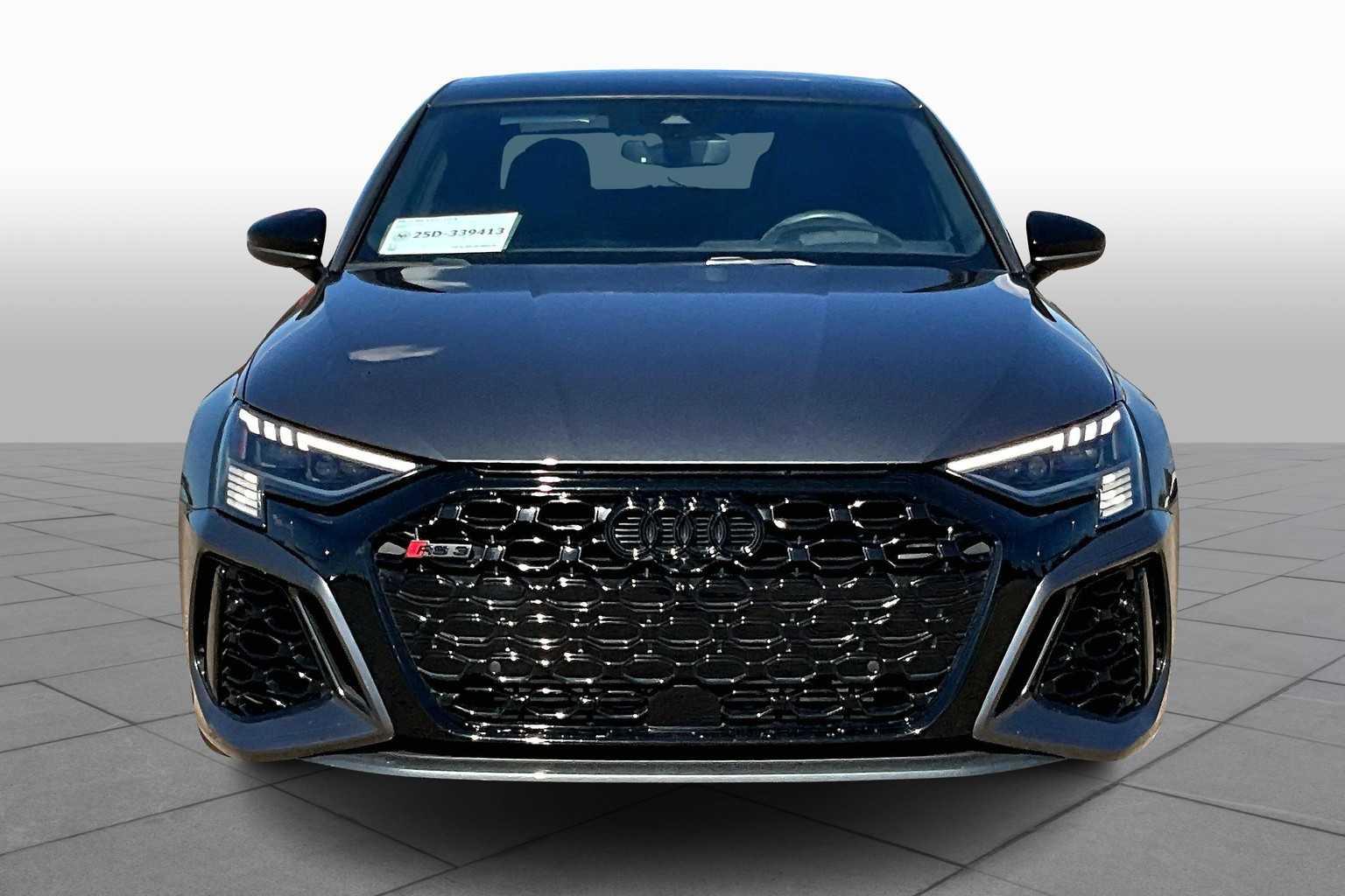 2024 Audi RS 3 photo 3
