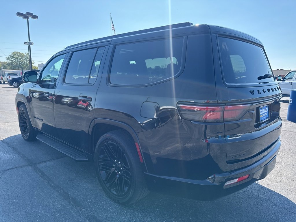 2023 Jeep Wagoneer Series III photo 4