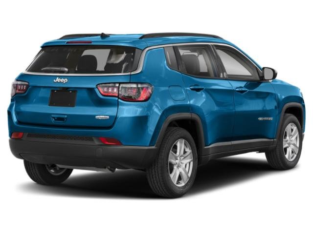 Used 2022 Jeep Compass Latitude with VIN 3C4NJDBB0NT120478 for sale in Brooklyn Center, Minnesota