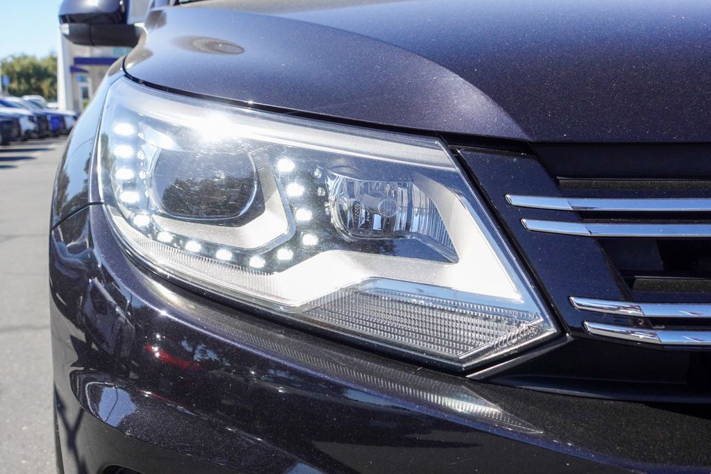 2016 Volkswagen Tiguan SE photo 4