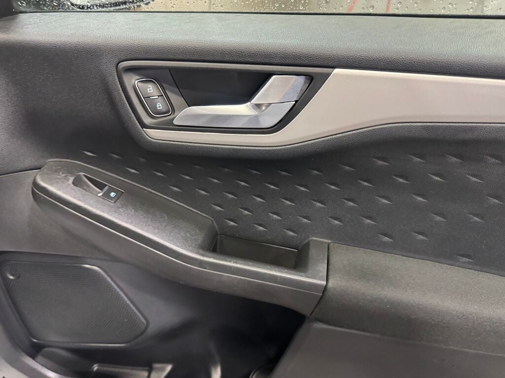 2023 Porsche Cayenne Coup Platinum Edition