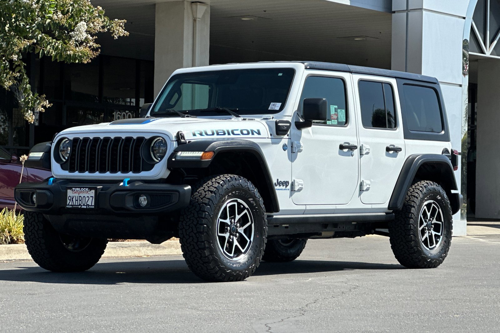 2024 Jeep Wrangler Rubicon 4xe photo 8