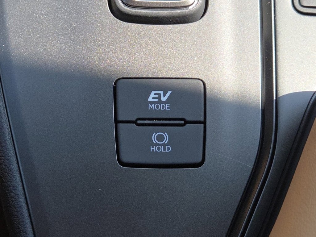 2025 Lexus UX Premium photo 15