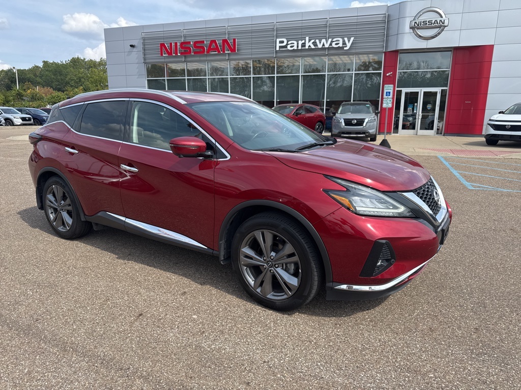 2023 Nissan Murano Platinum's photo