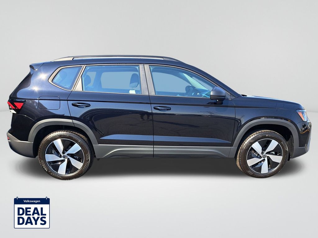 2025 Volkswagen Taos S photo 4
