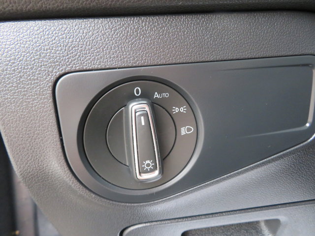 2021 Volkswagen Tiguan SE photo 31