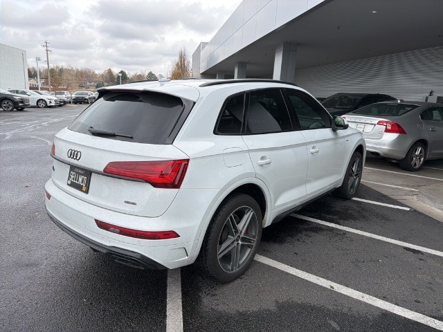 2024 Audi Q5 55 Premium Plus photo 3