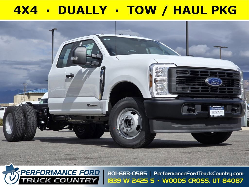 2026 Ford F-350 Super Duty Chassis Cab XL's photo