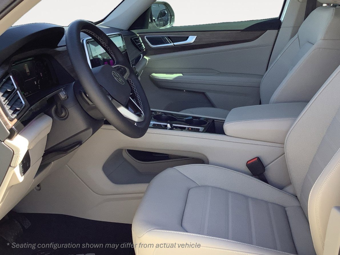 2025 Volkswagen Atlas SEL photo 22