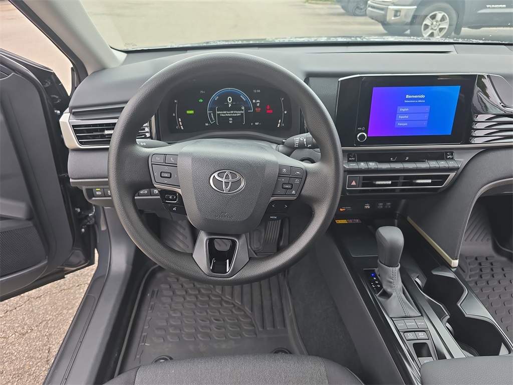 2025 Toyota Camry LE photo 14