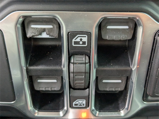 2020 Jeep Gladiator Overland photo 19