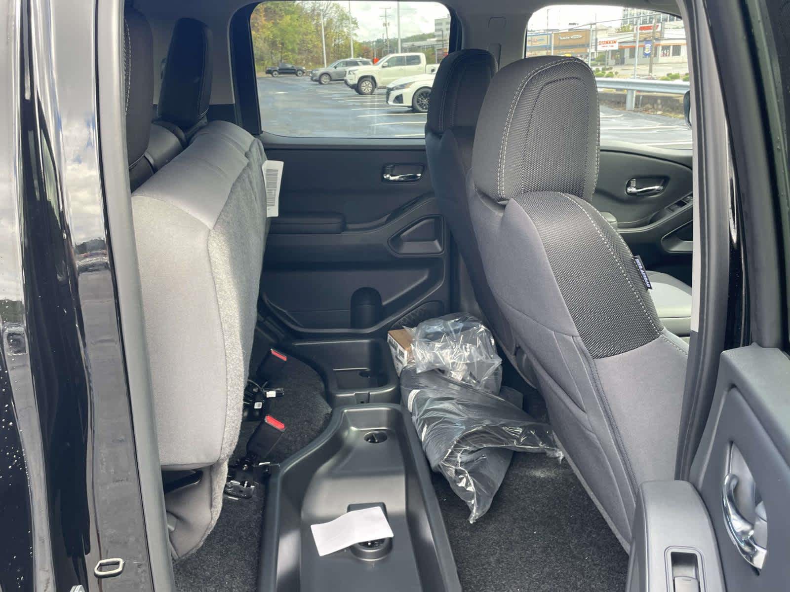 2026 Nissan Frontier Crew Cab SV photo 15
