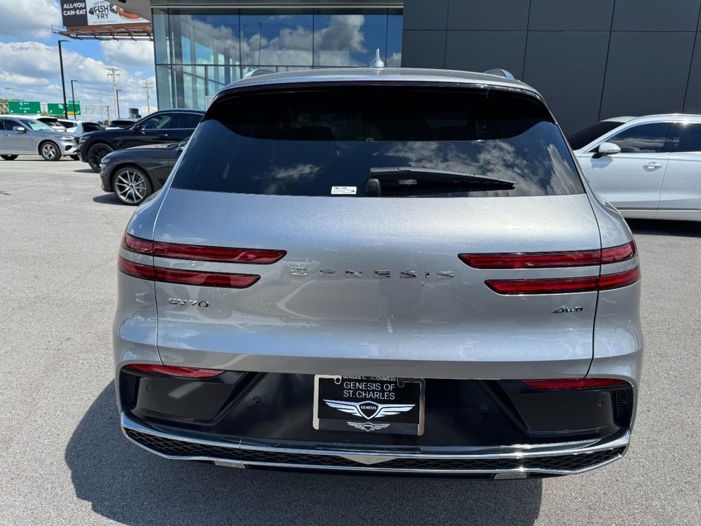2026 Genesis GV70 2.5T Select photo 4