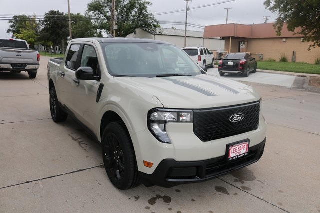 2025 Ford Maverick XLT photo 4