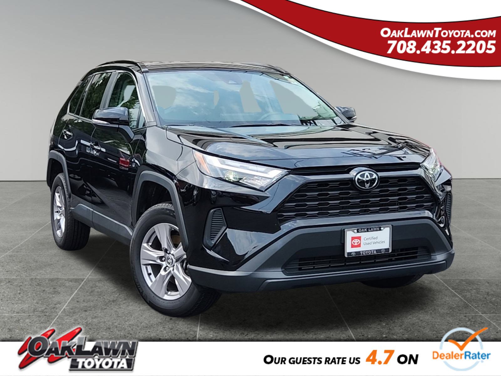 2025 Toyota RAV4 XLE's photo
