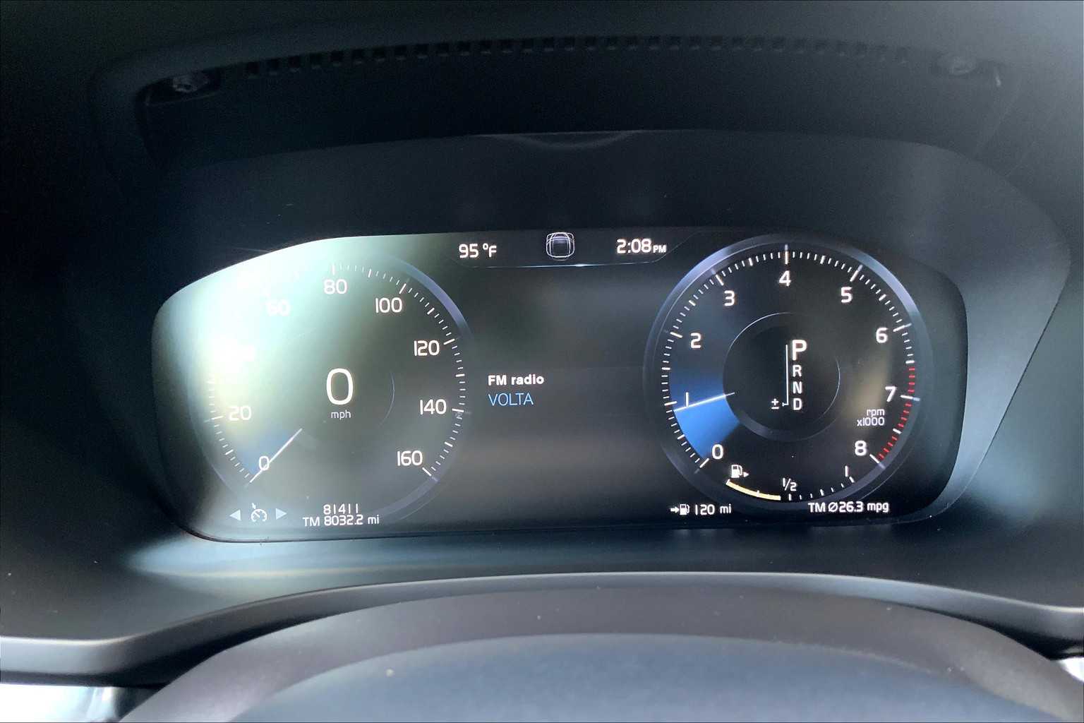 2020 Volvo V60 Cross Country photo 18