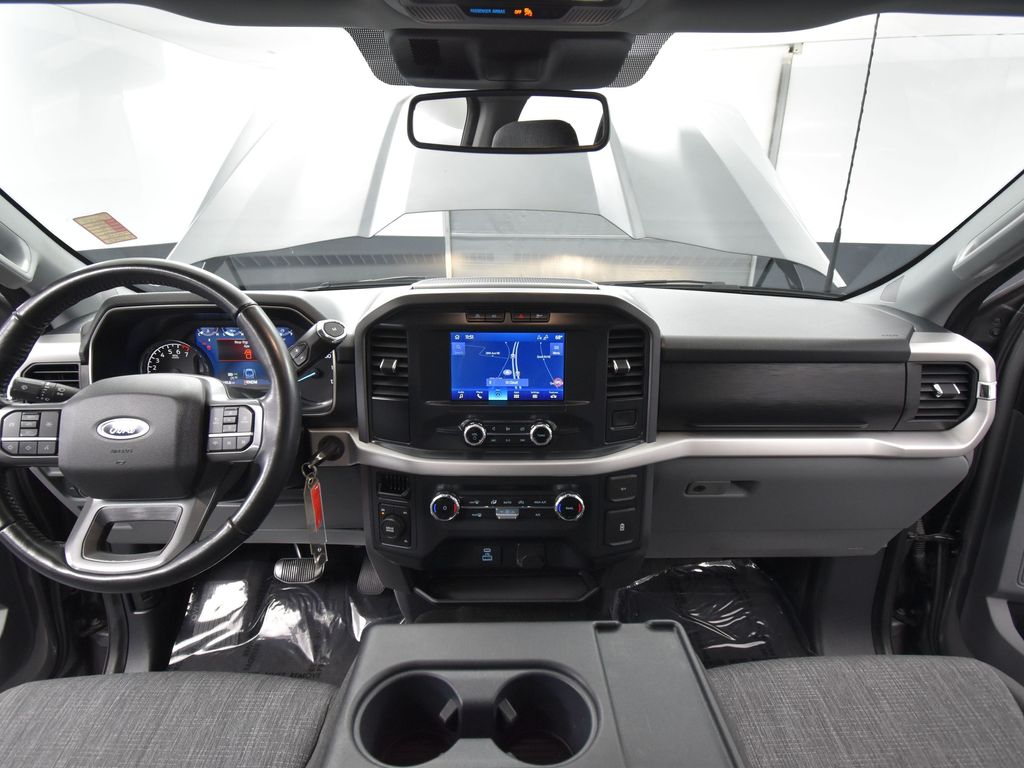 2022 Ford F-150 XLT photo 18