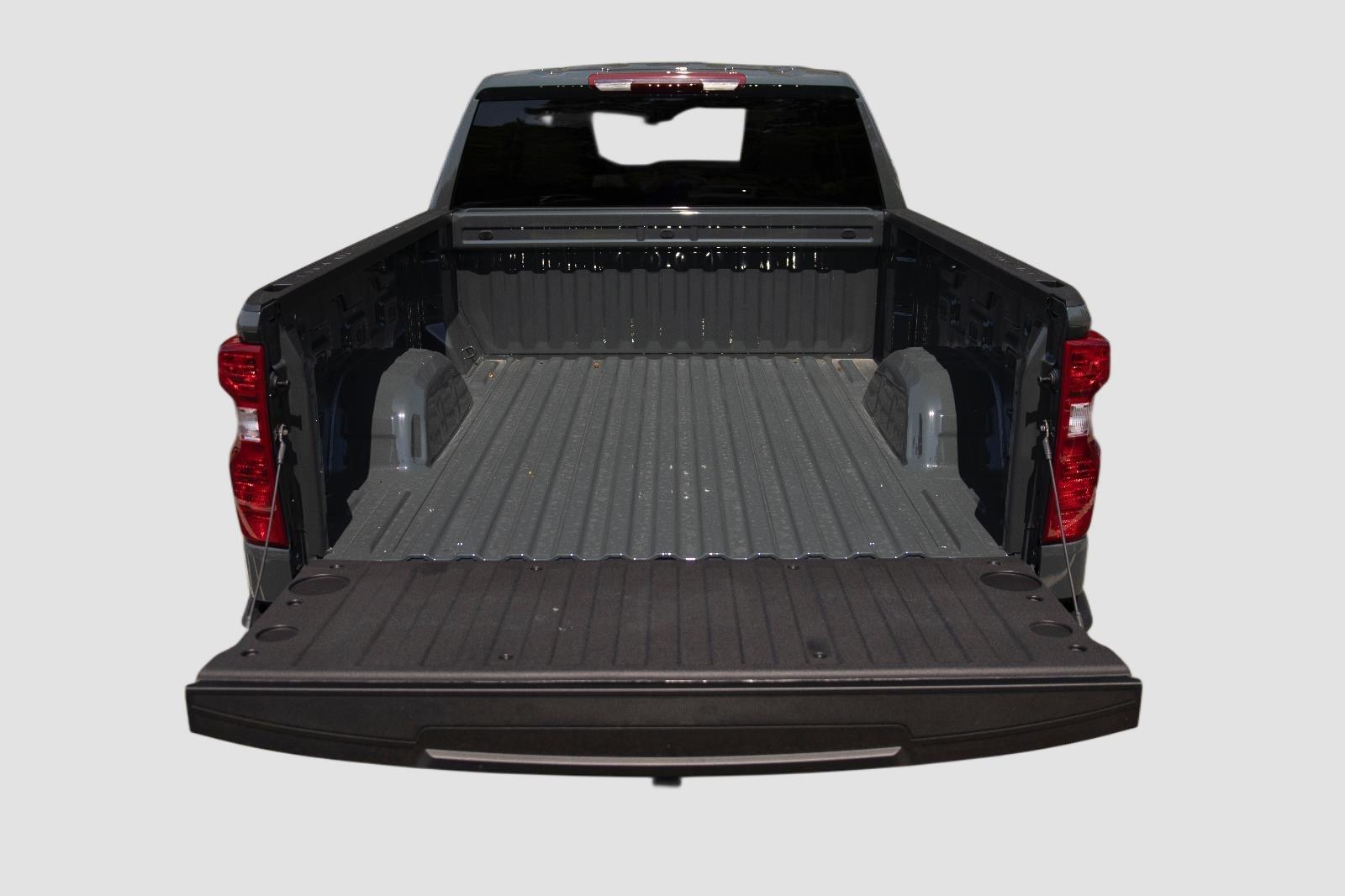 2025 Chevrolet Silverado 1500 LT photo 6