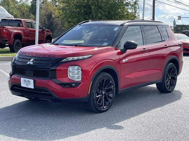 2025 Mitsubishi Outlander SEL Black Edition photo 2