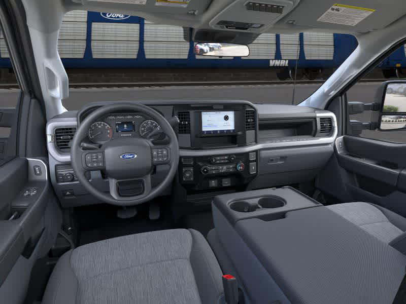 2025 Ford F-350 XL photo 9