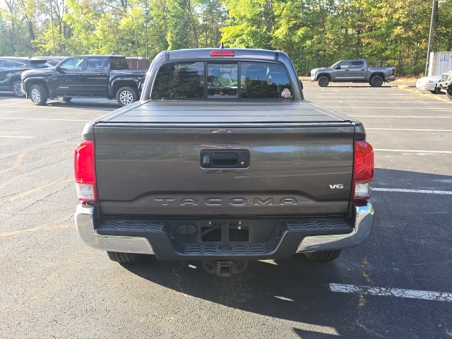 2017 Toyota Tacoma TRD Off-Road 4x4 Access Cab photo 7