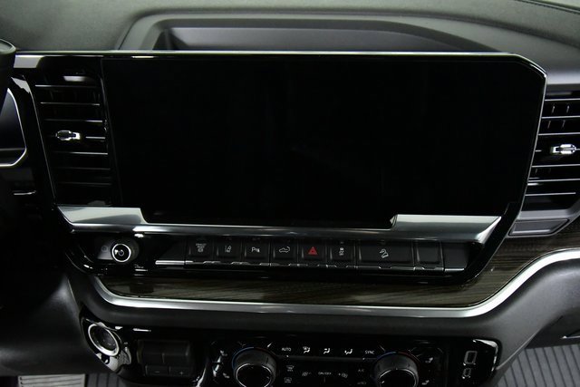 2026 Chevrolet Silverado 3500HD LT photo 3