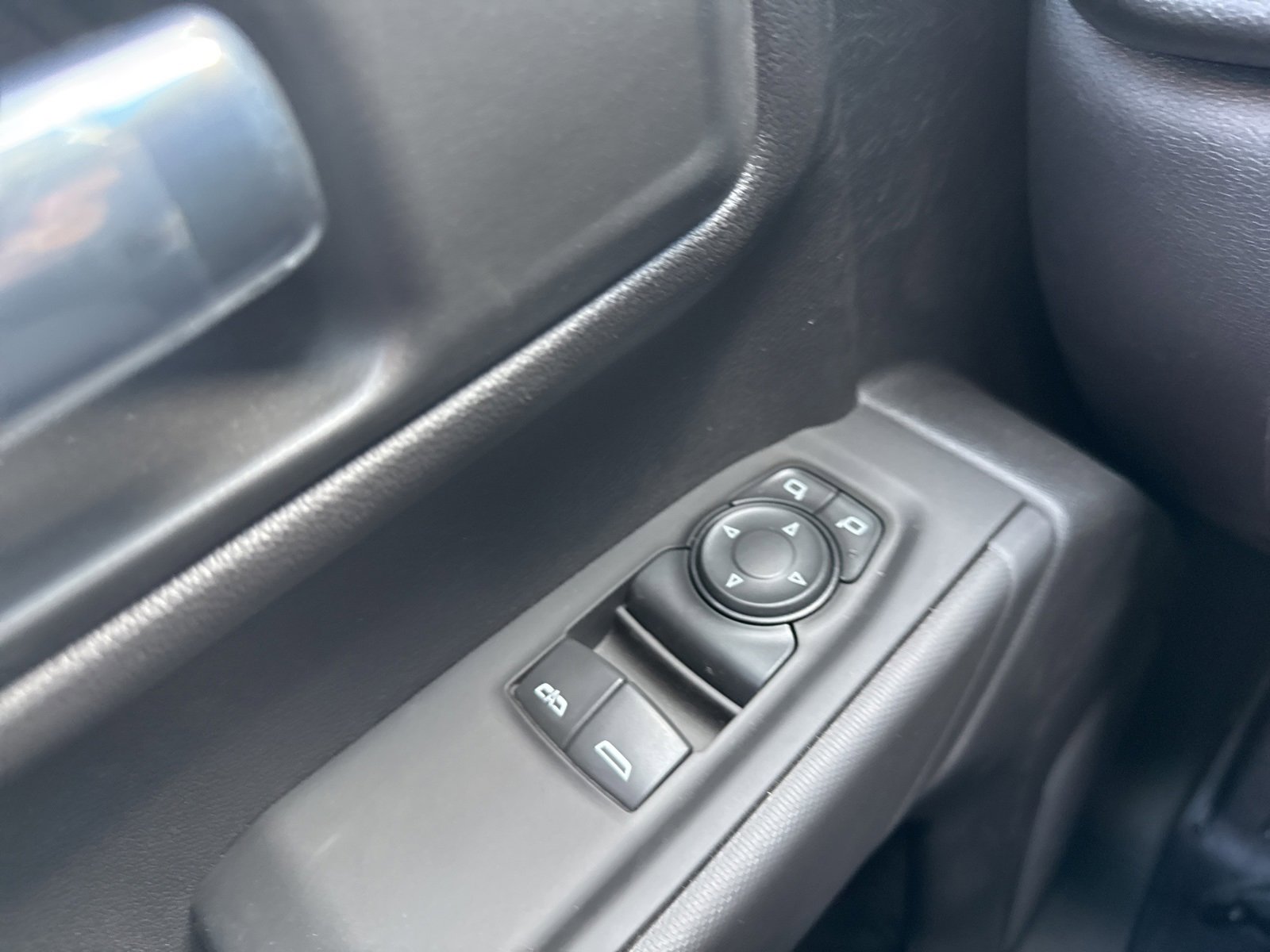 2025 Chevrolet Silverado 1500 photo 25