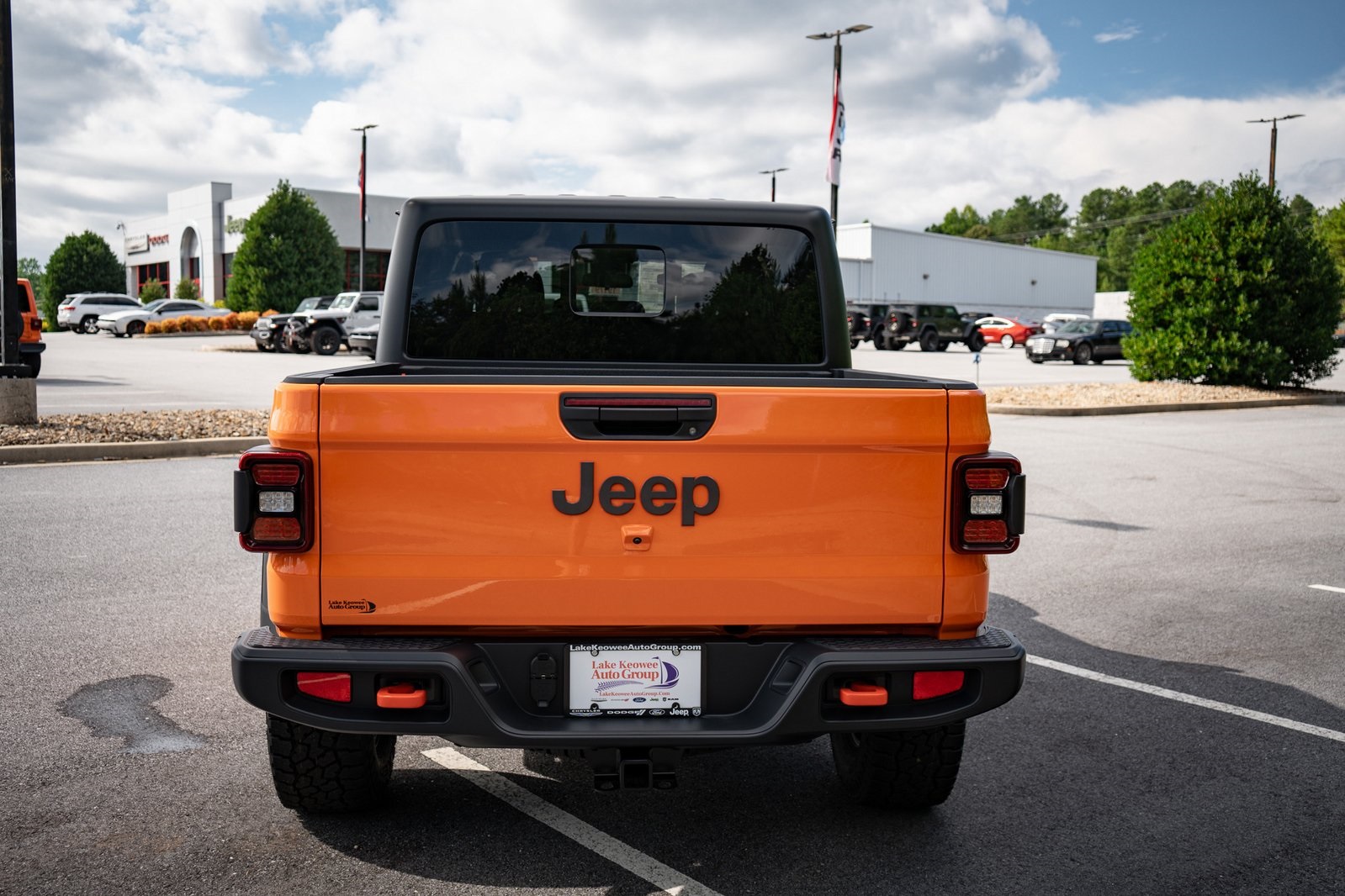 2025 Jeep Gladiator Mojave photo 8
