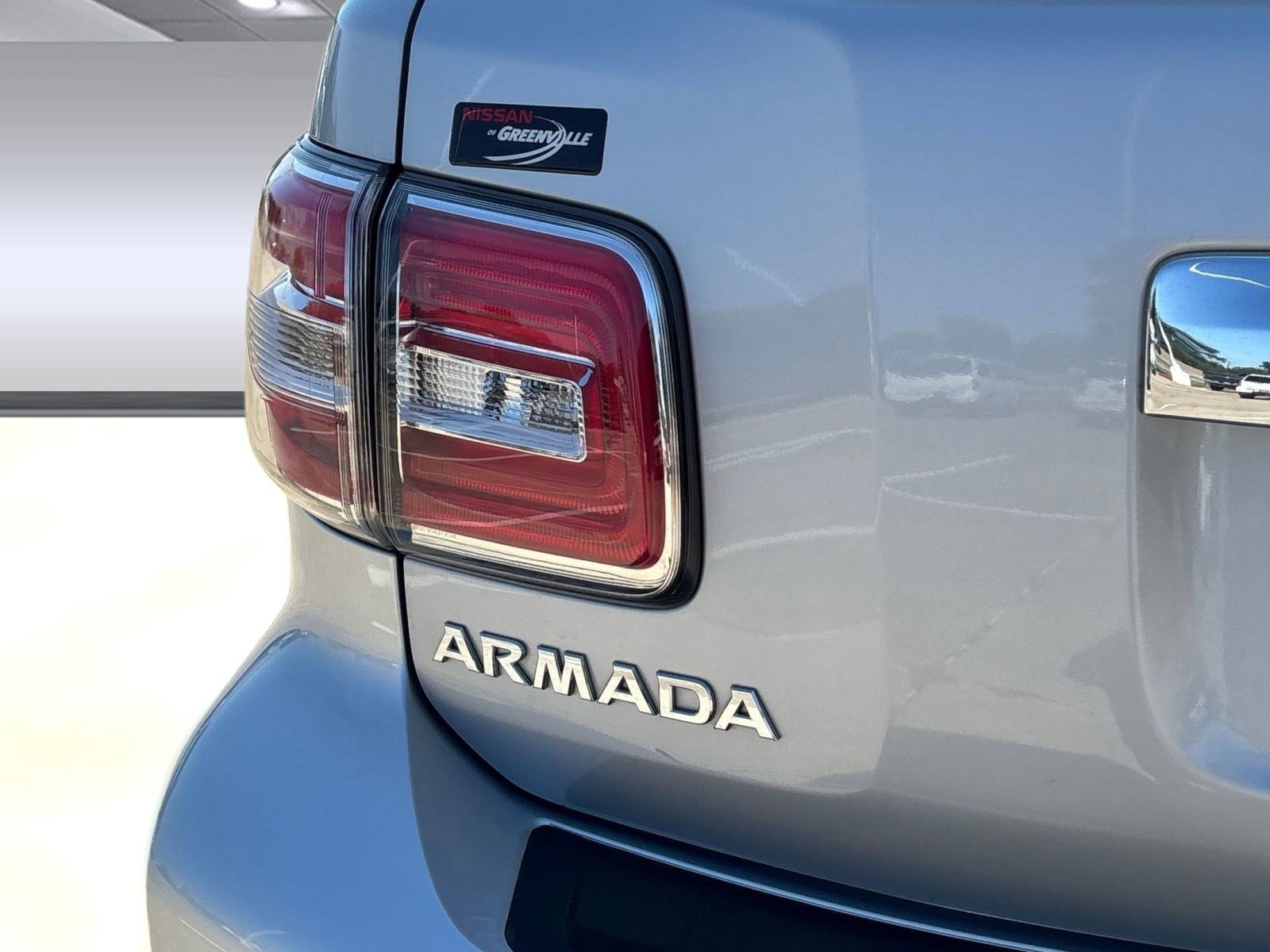 2020 Nissan Armada SL photo 12