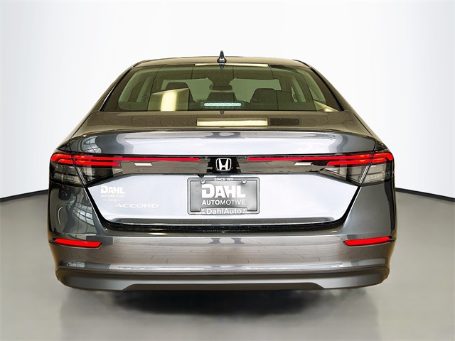2025 Honda Accord LX photo 4