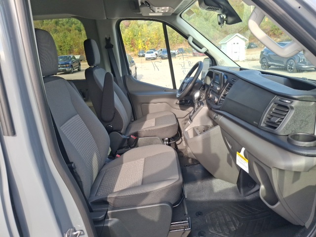 2025 Ford Transit photo 25