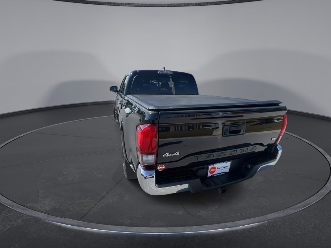 2018 Toyota Tacoma V6 SR5 4x4 photo 5