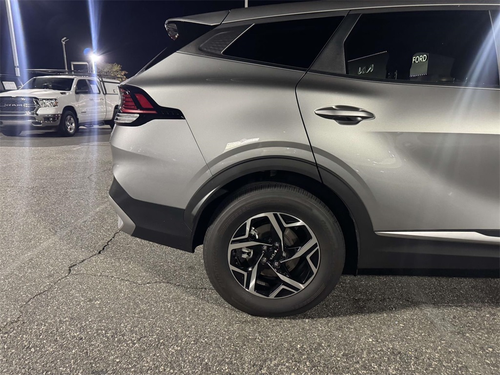 2025 Kia Sportage LX photo 6