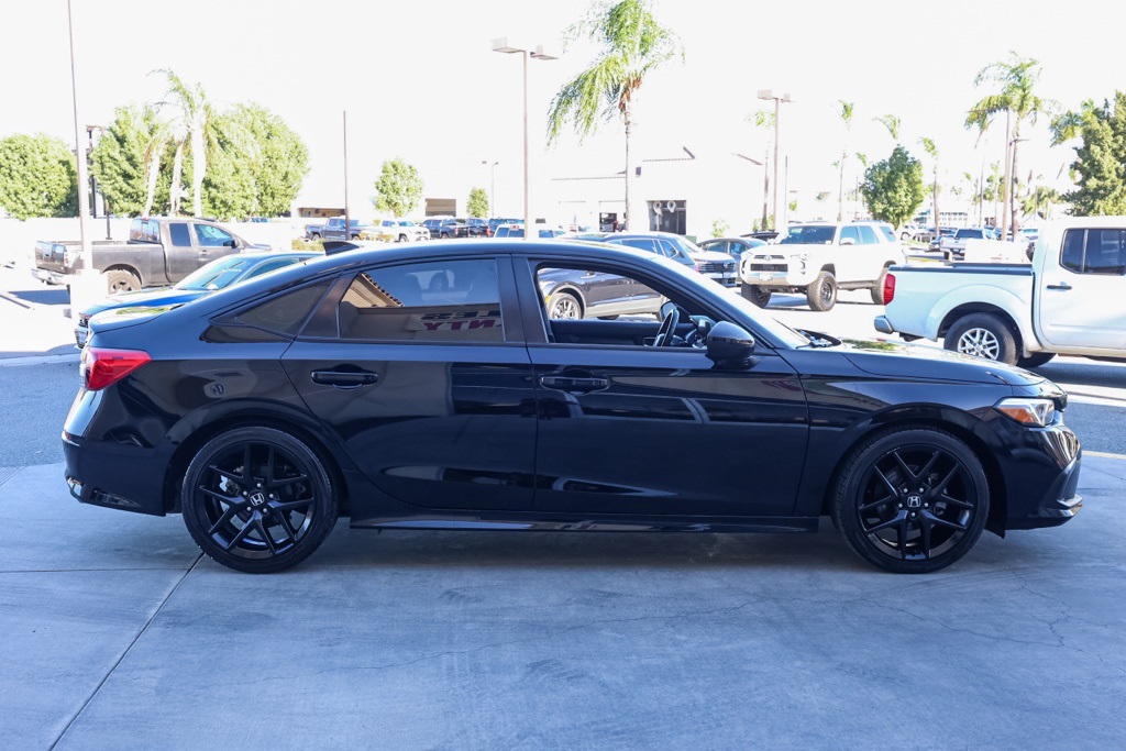 2023 Honda Civic Sport photo 2