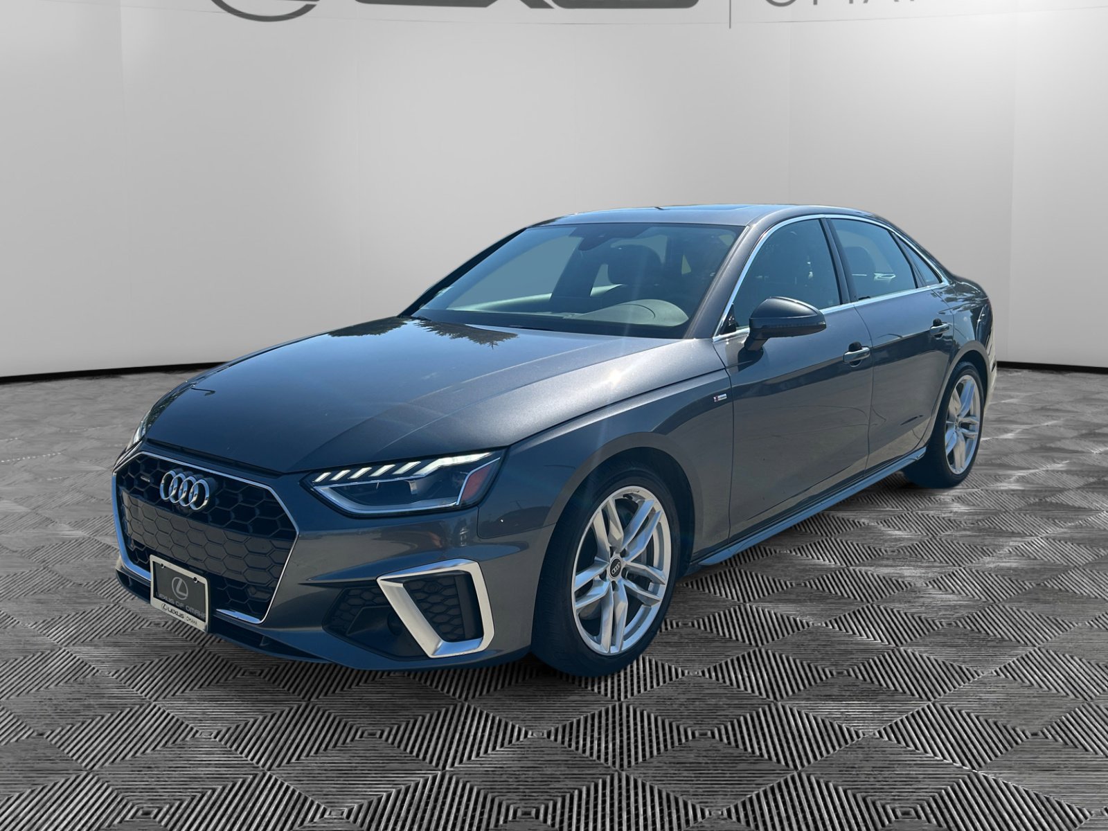 2023 Audi A4 S line Premium Plus 45 TFSI Quattro photo 7