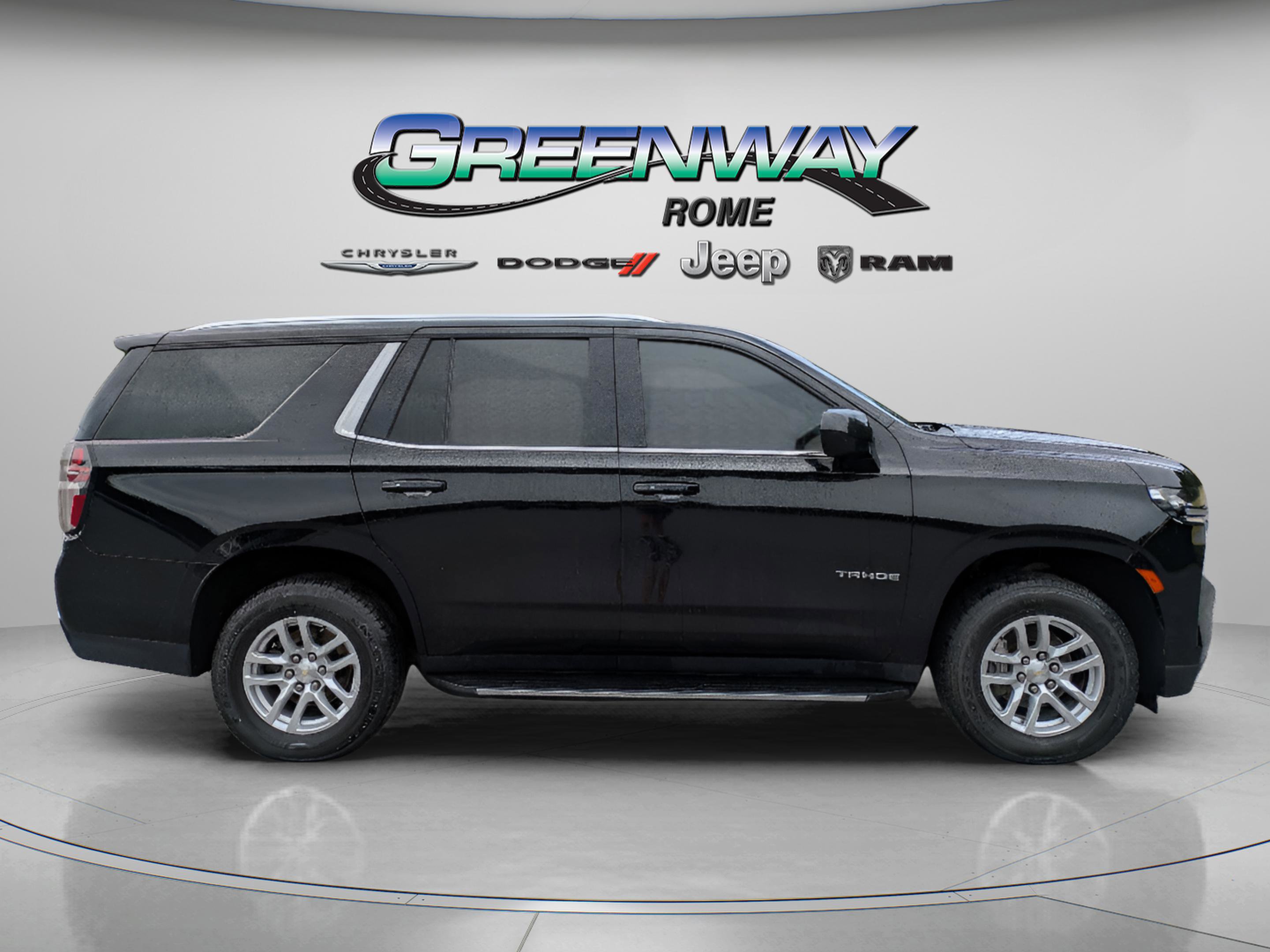 2021 Chevrolet Tahoe LT photo 4