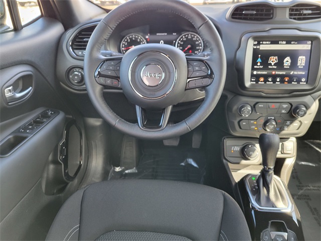 2022 Jeep Renegade Altitude photo 22