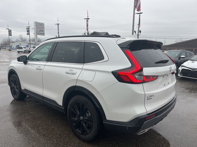 2025 Honda CR-V Hybrid Sport Touring photo 2
