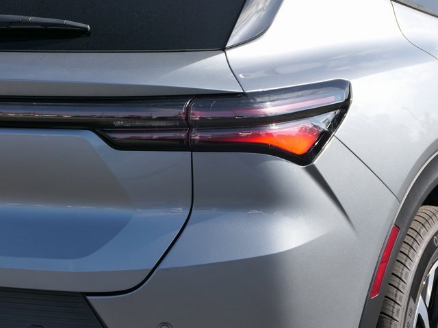 2026 Chevrolet Equinox EV 1LT photo 3