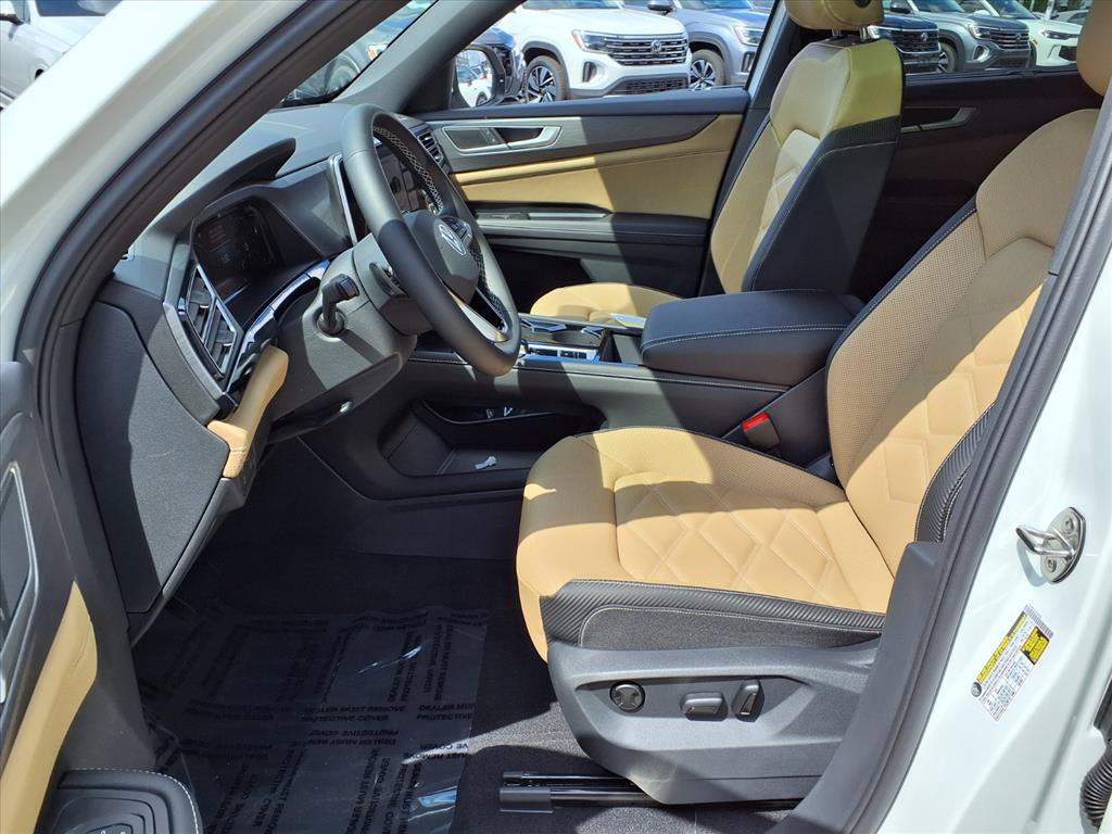 2026 Volkswagen Atlas Cross Sport SE Technology photo 2