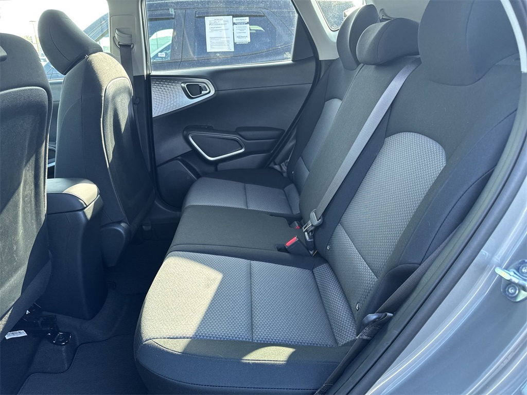 2025 Kia Soul LX photo 26