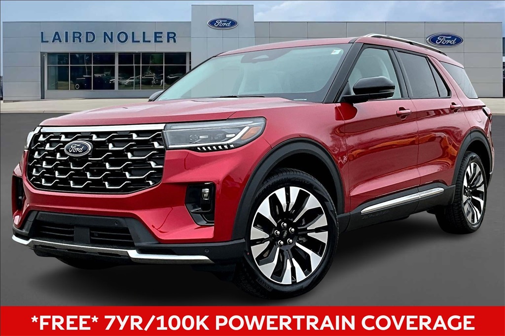 2026 Ford Explorer Platinum's photo