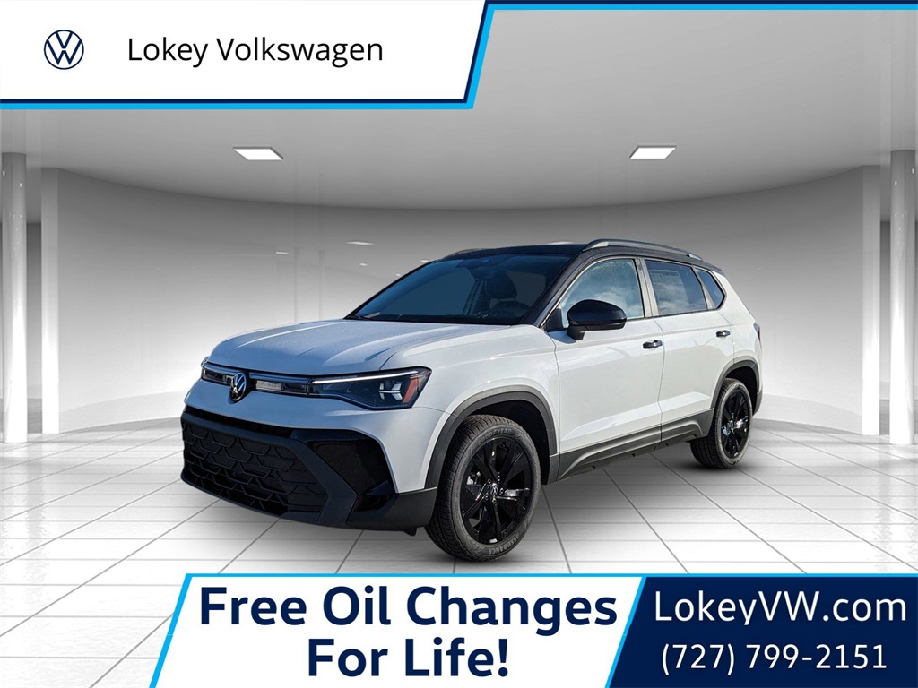 2026 Volkswagen Taos SE Black's photo