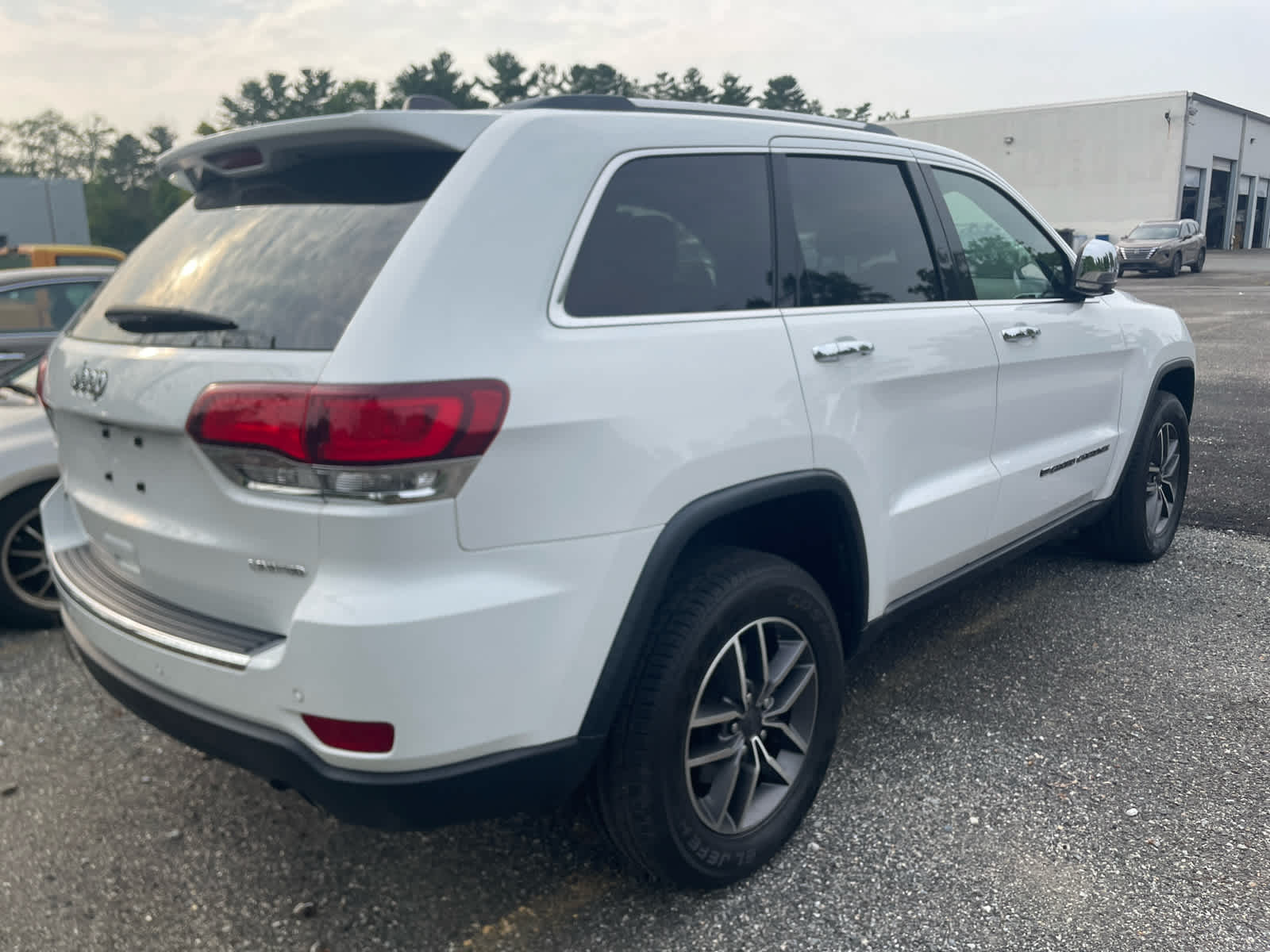 2022 Jeep Cherokee Limited photo 5