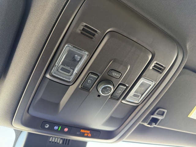 2025 Chevrolet Tahoe Z71 photo 33