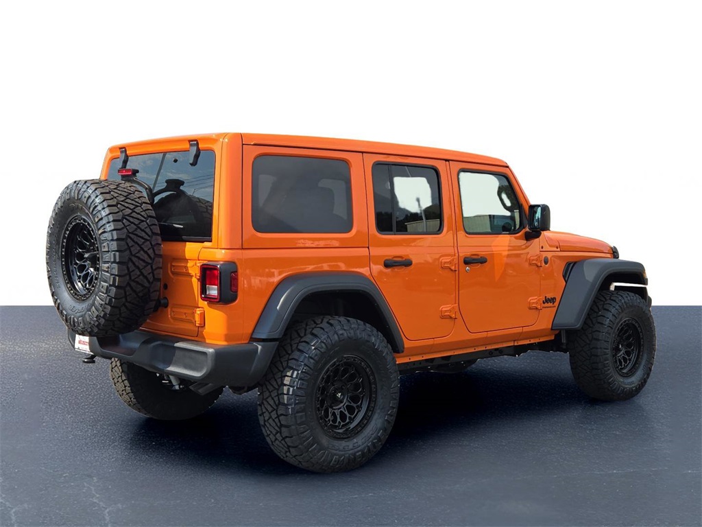 2025 Jeep Wrangler photo 4